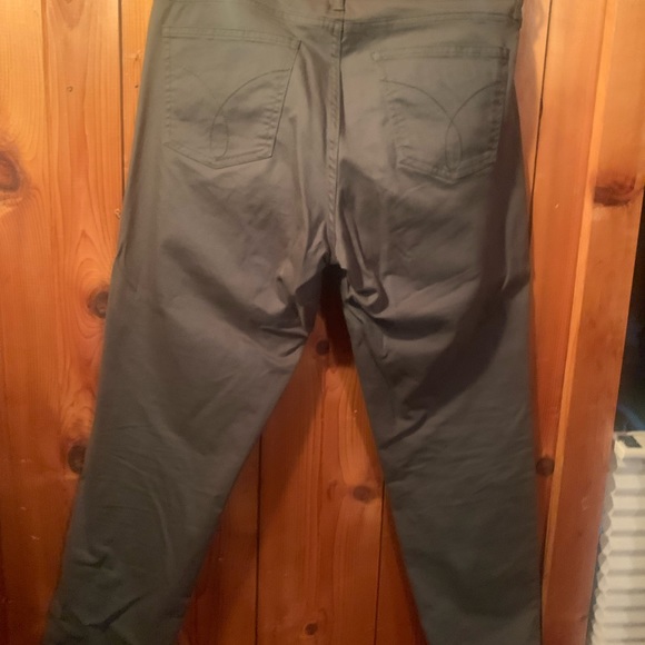 Pants - Picture 2 of 3